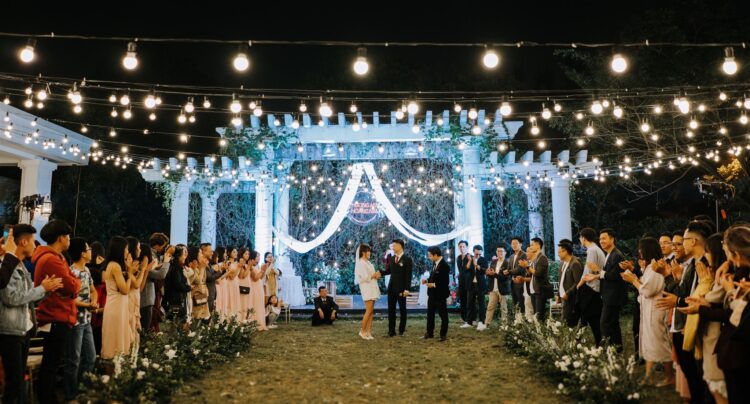 theme wedding ideas